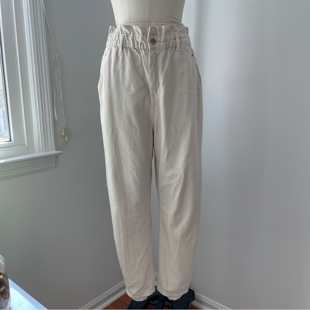 Sz 6, Zara Tapered denim jeans